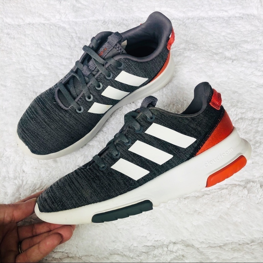 🔥 Adidas gray fabric lace up sneakers sz2